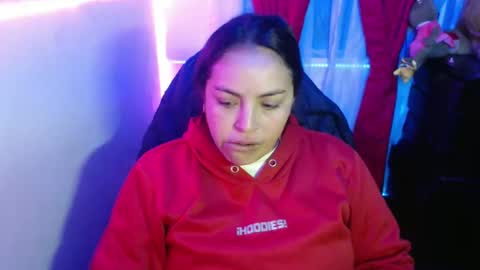 Snapshot of maitte_22 chatting on February 18, 1:21 am Hello friends Im on another account online show from February 18, 1:21 am
