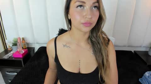 Snapshot of maiyajoness chatting on September 11, 4:35 am maiyajoness online show from September 11, 4:35 am