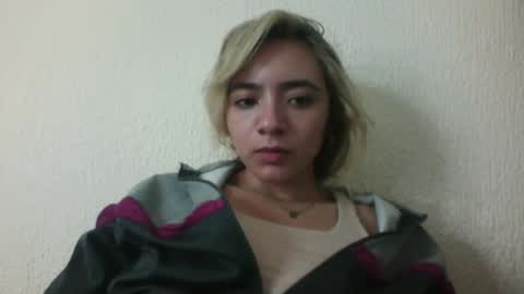 majo_gomezz online show from November 6, 1:22 am