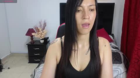 Snapshot of majuu__ chatting on December 4, 12:03 pm Celeste Bonet online show from December 4, 12:03 pm