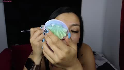 Snapshot of majuu__ chatting on February 19, 12:22 pm Celeste Bonet online show from February 19, 12:22 pm