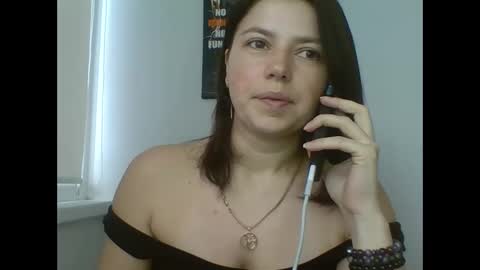 make_mesmile online show from March 22, 8:20 am