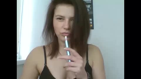 make_mesmile online show from April 11, 7:45 am