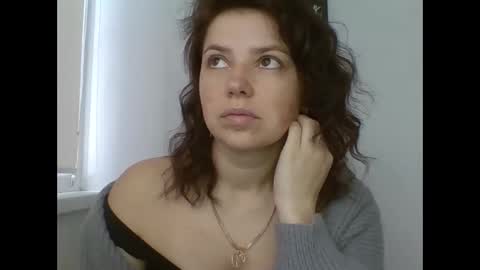 make_mesmile online show from April 9, 6:30 am