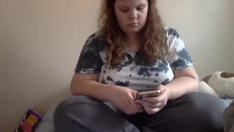 makemesquirt06 online show from October 25, 10:05 pm