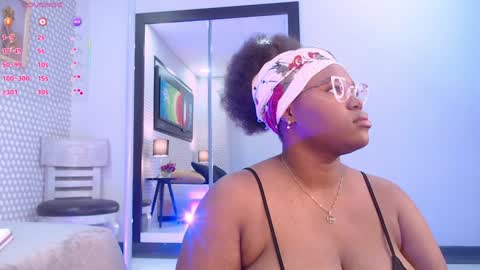 Snapshot of makena_gh chatting on January 29, 3:33 am makena online show from January 29, 3:33 am