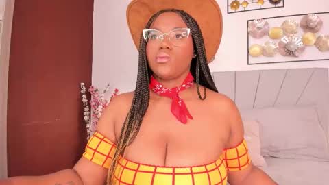 Snapshot of makena_gh chatting on October 26, 5:03 am makena online show from October 26, 5:03 am