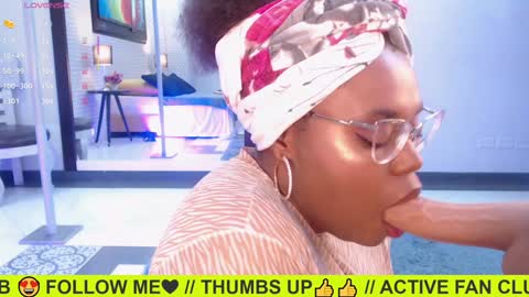 Snapshot of makena_gh chatting on January 25, 3:51 am makena online show from January 25, 3:51 am