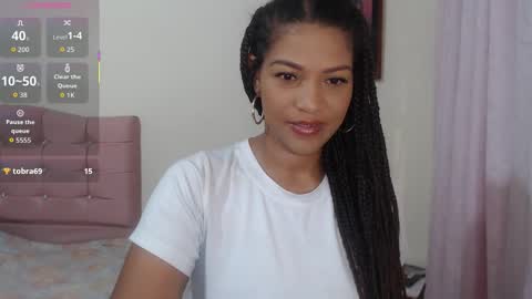 MAKENNAA online show from February 2, 10:47 am