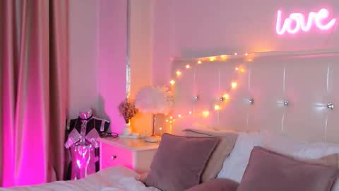 Lia  online show from January 12, 3:56 am