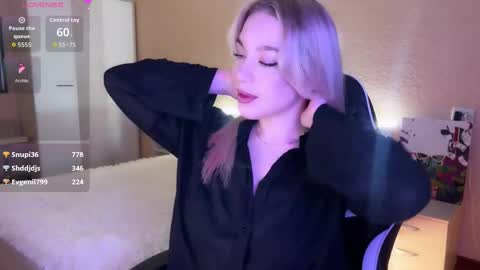 maksisisia online show from November 1, 3:05 pm