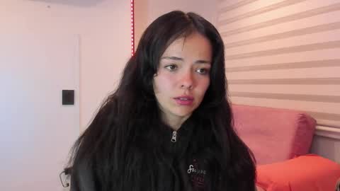 Snapshot of mal_norma chatting on March 1, 2:15 am Mal Norma online show from March 1, 2:15 am