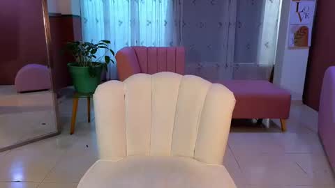 malen_fitnessmilf online show from October 17, 12:30 pm