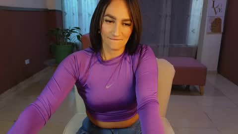 malen_fitnessmilf online show from October 5, 12:10 pm