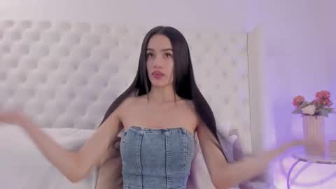 Snapshot of malena_angel_ chatting on February 15, 7:50 pm Malena Angel online show from February 15, 7:50 pm