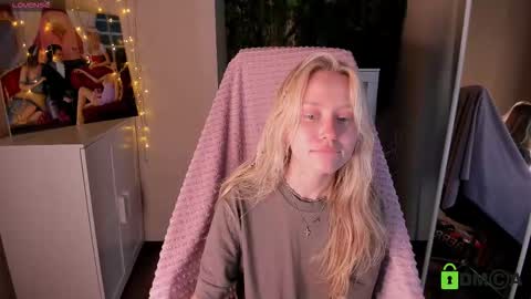 Malena online show from October 1, 9:36 am