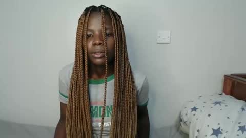 lati online show from October 29, 2:09 pm