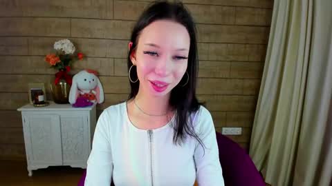 Malialandre online show from March 8, 3:54 pm