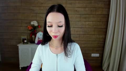 Malialandre online show from March 8, 5:36 am
