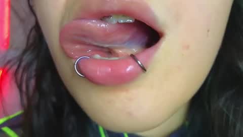 Snapshot of malicia_witch_ chatting on February 12, 3:18 am Mar Alicia Rosie v A L I C I A W I T C - Meg Cherie online show from February 12, 3:18 am