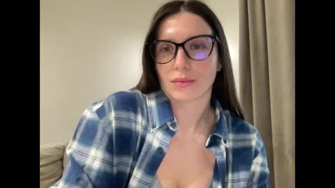 Snapshot of malina568708 chatting on December 4, 11:41 am malina568708 online show from December 4, 11:41 am