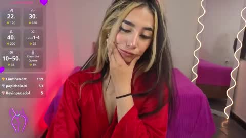 Snapshot of malory_tay chatting on September 25, 7:45 pm Malory online show from September 25, 7:45 pm