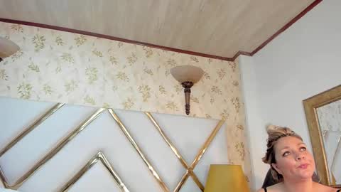 MalorySweet  online show from February 17, 2:38 pm