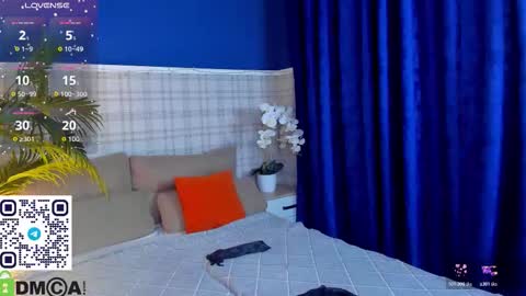 malvinadream online show from October 19, 1:07 am