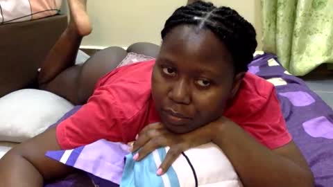 Snapshot of mamasita2023 chatting on October 5, 8:14 pm mamasita2023 online show from October 5, 8:14 pm