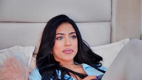 nati online show from November 6, 9:15 am