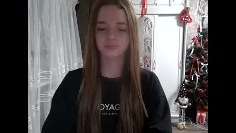 Mamie Trish online show from December 18, 7:41 pm