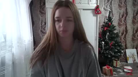 Mamie Trish online show from December 7, 9:28 am