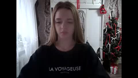 Mamie Trish online show from December 9, 11:15 am