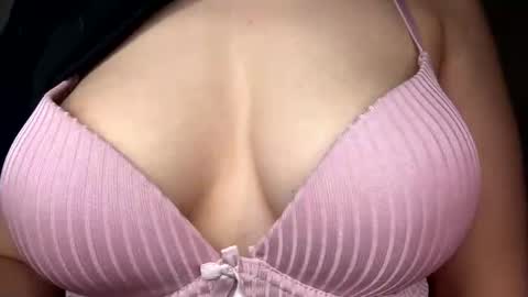 mamiilatina2500 online show from May 31, 8:43 pm