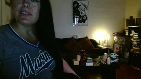 mandaloriangirlsfight online show from October 5, 7:08 pm