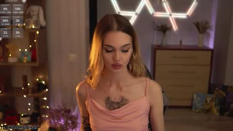 Amelie online show from November 9, 11:11 pm