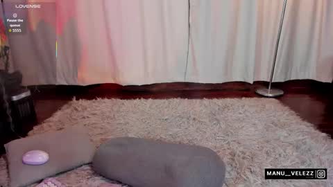 manu  velezz   Help me to get to 100 thumbs ups Tip 25tks  Rate me  online show from February 28, 8:58 am