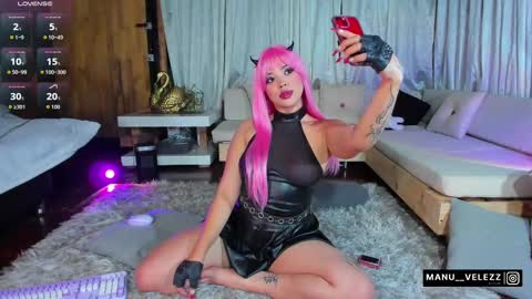 Manu Velez  online show from September 12, 6:14 am
