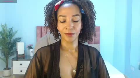 Manuela Giraldo online show from July 23, 2:14 pm