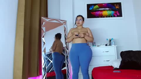 Manuela online show from March 10, 9:29 pm