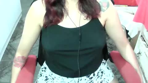 Manu Escarlate online show from March 24, 5:24 am