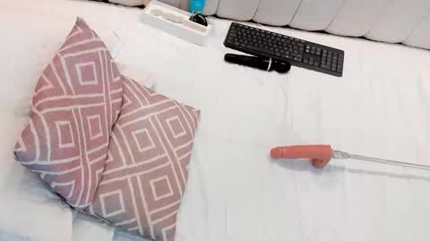 Manya online show from October 2, 8:36 pm