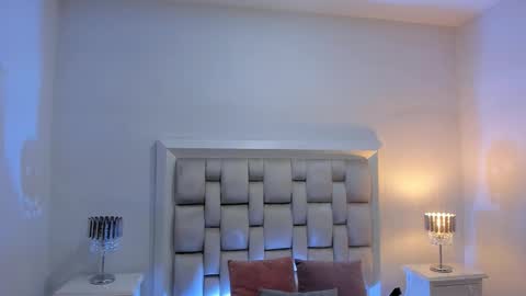 Mara online show from December 3, 2:34 am