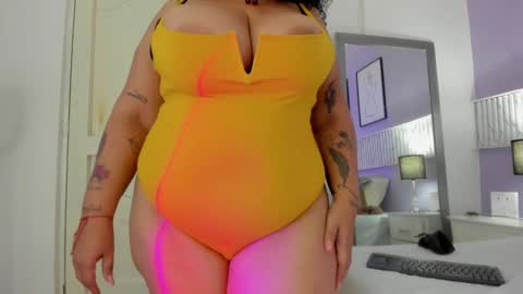 Mrs. Sweet online show from January 2, 11:38 pm