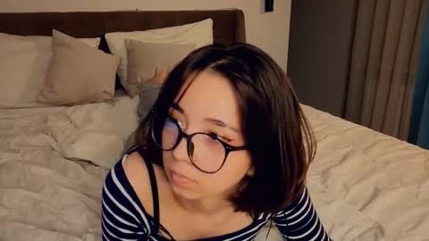 Melissa online show from September 11, 6:41 pm