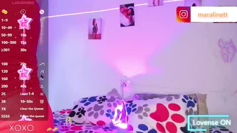 maralinette22 online show from December 16, 8:37 pm