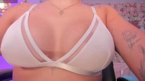 MARA  online show from September 9, 3:23 pm