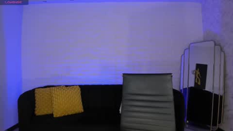 MARA  online show from February 19, 2:01 am