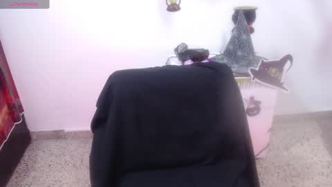 Mara Silk online show from November 2, 2:15 am