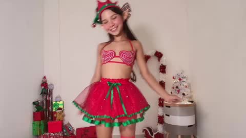 Snapshot of marce_algara chatting on December 12, 3:32 am Marce algara online show from December 12, 3:32 am